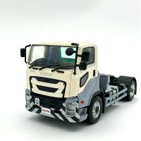 Isuzu giga short cab 4x2 in white,WSI Truck Models